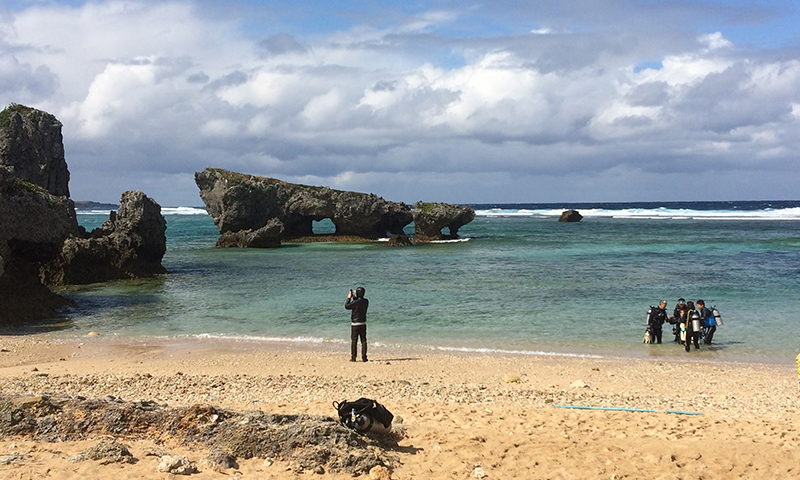 天然海滩浮潜